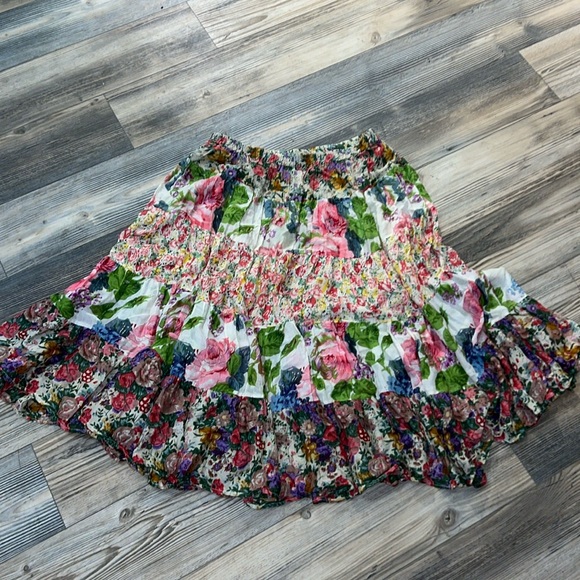 GORGEOUS 80’s Gitano skirt - Picture 3 of 9